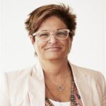 Ökat resande ställer hårda krav på hälso- och sjukvårdens arbetsgivare i sommar, personalens semester i fara Ökat resande ställer hårda krav på hälso- och sjukvårdens arbetsgivare i sommar, personalens semester i fara